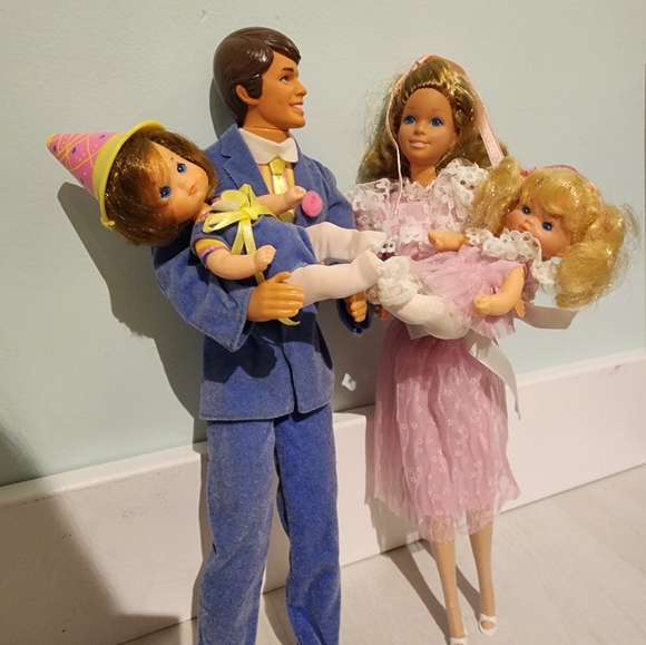 Barbie Heart Family Mom, Dad and Two Kids, 80s, Vintage Barbie, Barbie Doll, Ken - Picture 10 of 10